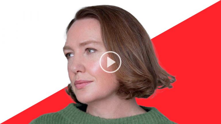 Paula Hawkins nos presenta ‘A fuego lento’