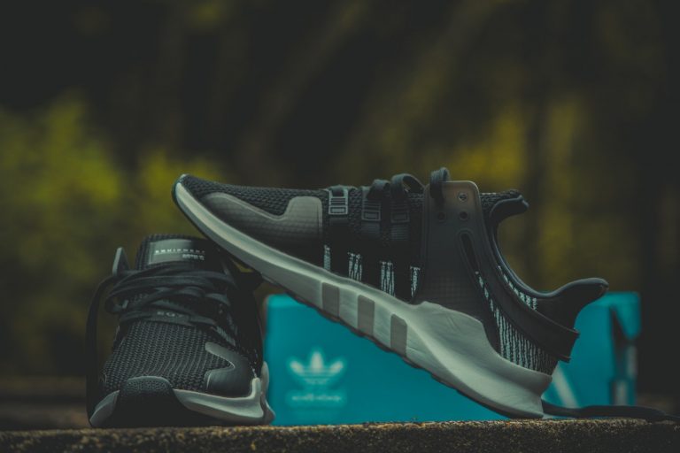 Adidas: Zapatillas casual con grandes descuentos para disfrutar este septiembre con Aliexpress