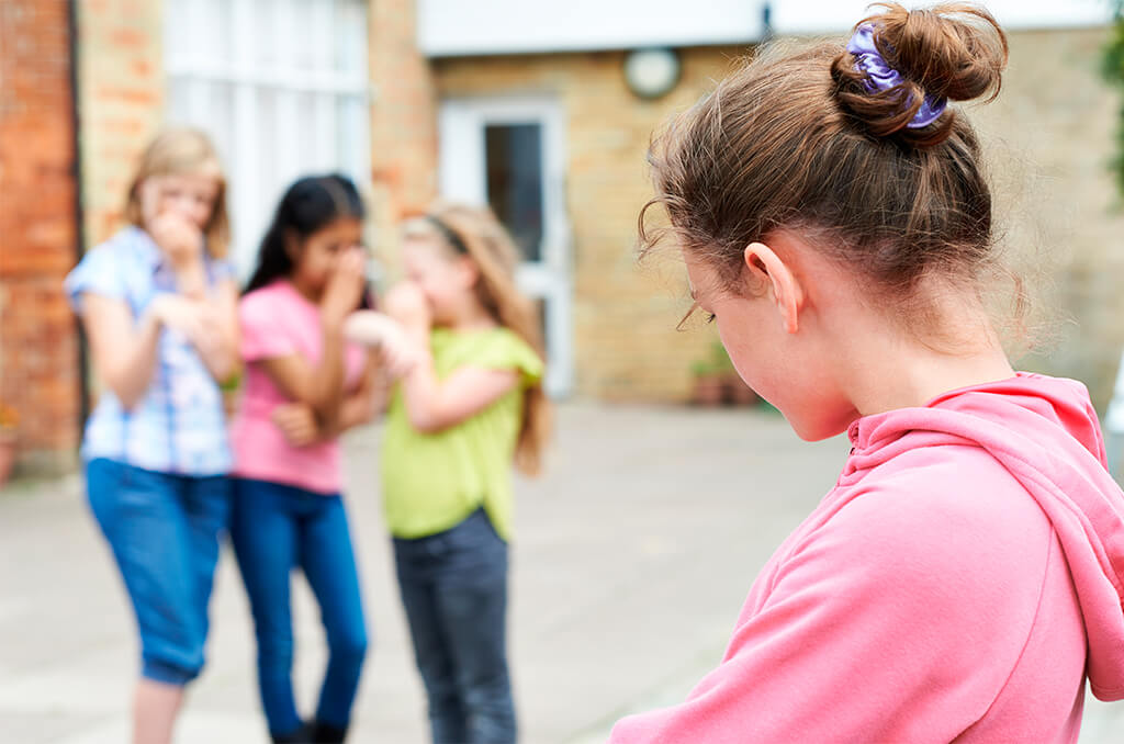 Qué debes hacer si tu hijo acosa a otros niños en el colegio