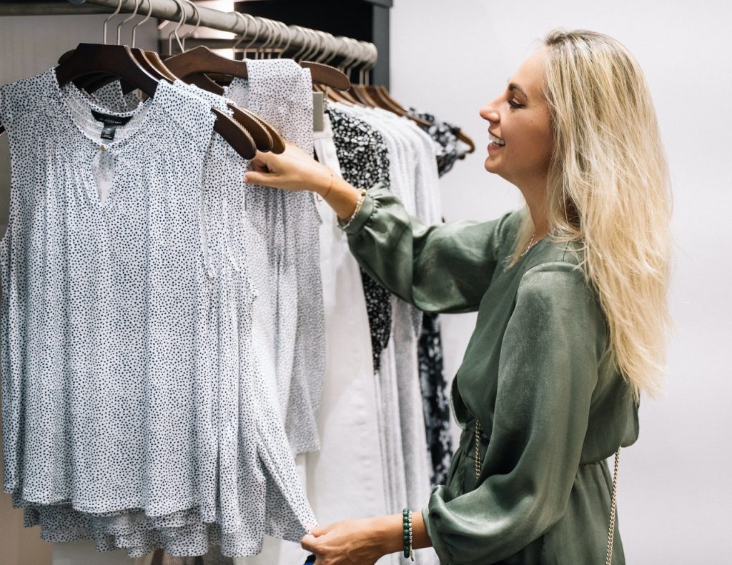 Amplia Variedad De Accesorios Para Completar Tu Look En About You