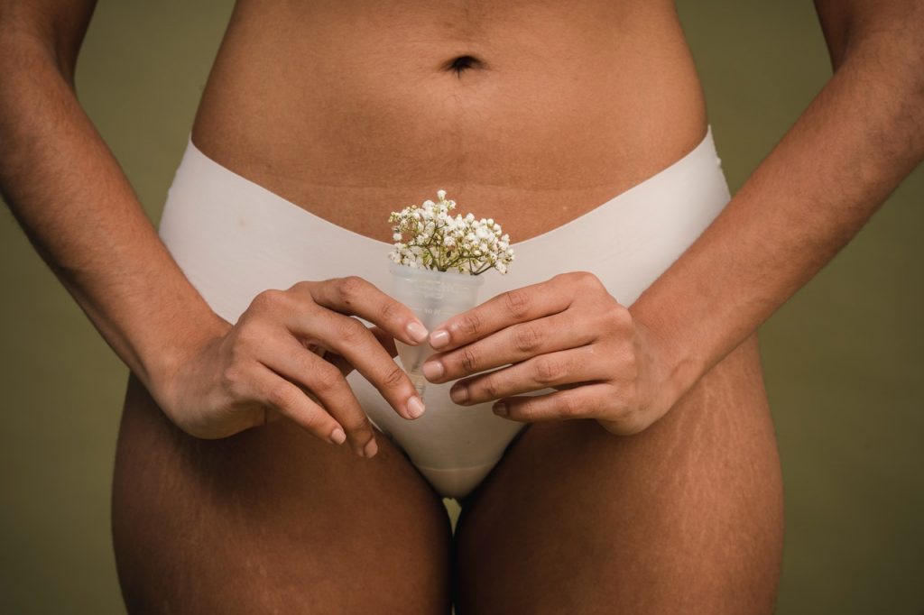 ¿Cómo Se Coloca La Copa Menstrual?