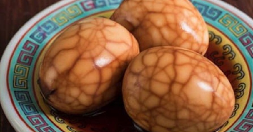 Sorprende en la mesa: Cómo hacer unos huevos cocidos amarmolados