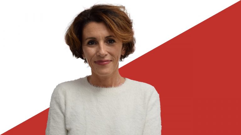 Ayanta Barilli presenta ‘Una mujer y dos gatos’: «Es una novela de aventuras»