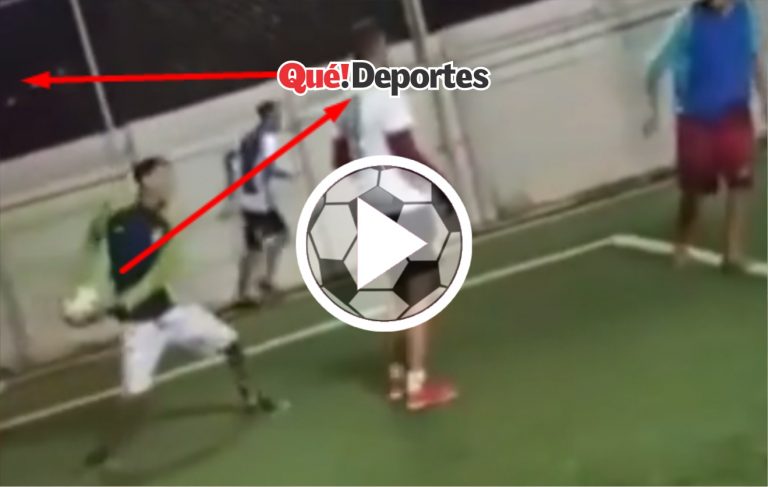 Golazo de cabeza ¡En su propia portería!