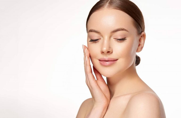 El peeling hidratante intensivo de ABB Medicina Estética se alza como una de las mejores soluciones a la deshidratación de la piel en verano