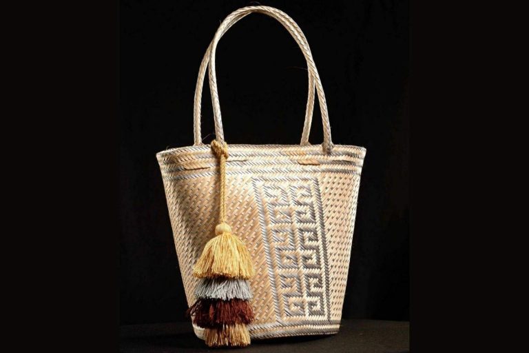 la tienda de artesanía de la etnia Wayúu