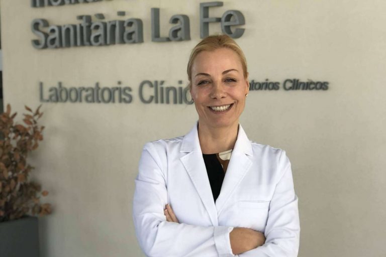 Cirujana especialista en reducción mamaria: Dra. Patricia Gutiérrez Ontalvilla