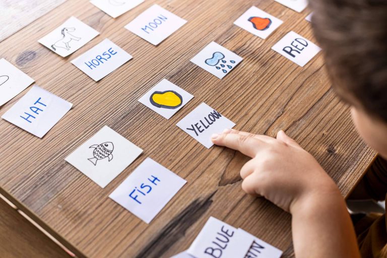 ¿Cómo aprenden idiomas los niños?, por Ale Kids