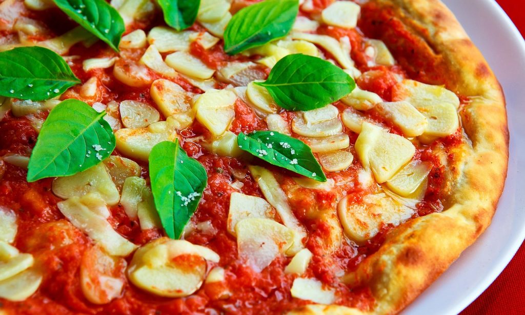 Cómo Hacer Una Pizza Al Microondas En Solo Cinco Minutos