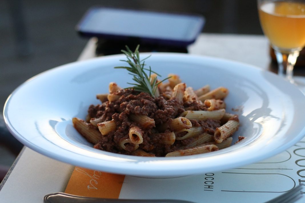 Cómo hacer unos macarrones a la boloñesa veganos