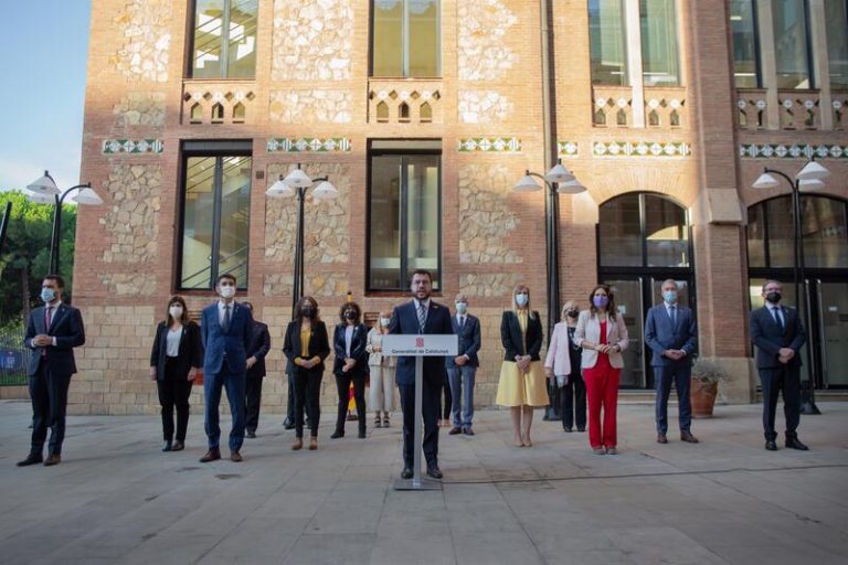 Aragonès pide unidad en el cuarto aniversario del 1-O y dice que «Catalunya volverá a votar»