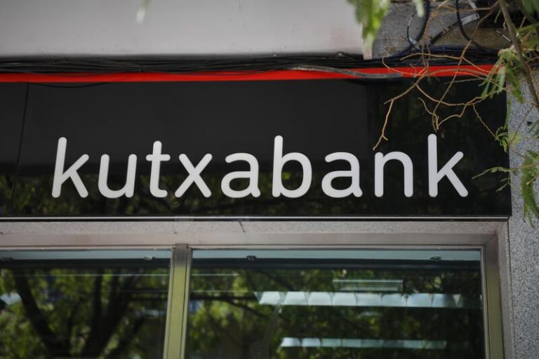 Kutxabank entrega a sus fundaciones un dividendo de 81 millones que completa el anticipo de 27 millones