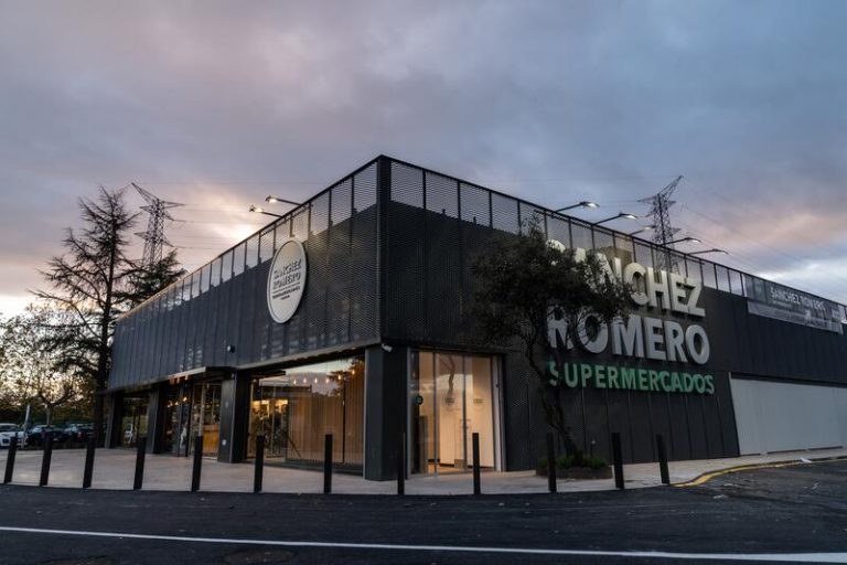 Competencia da ‘luz verde’ a la compra de Sánchez Romero por parte de El Corte Inglés