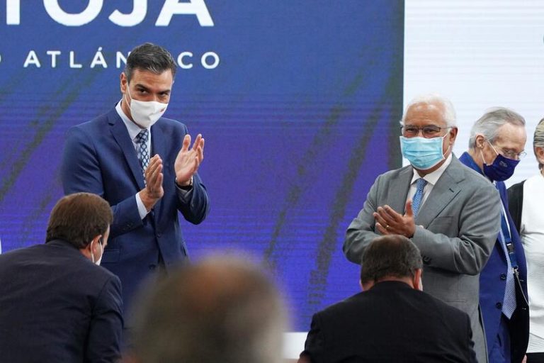 Sánchez avanza que la caída del paro en septiembre ha sido «muy importante»