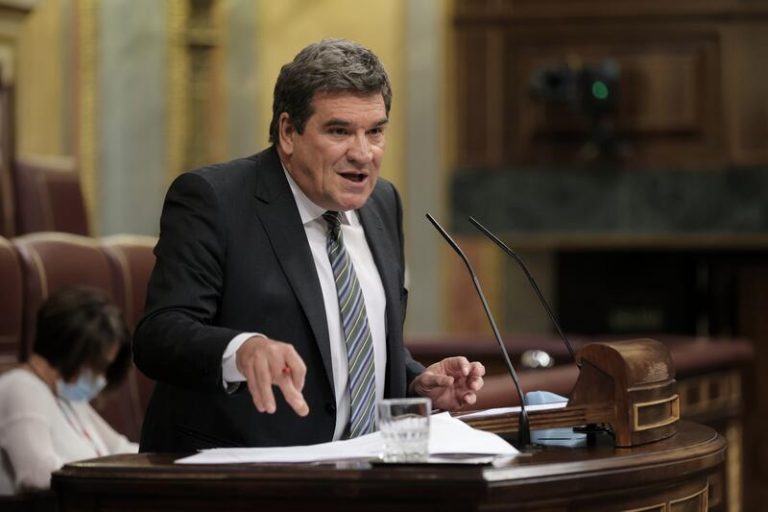 Los mayores de 55 años se lanzan al trabajo por cuenta propia ante la falta de oportunidades