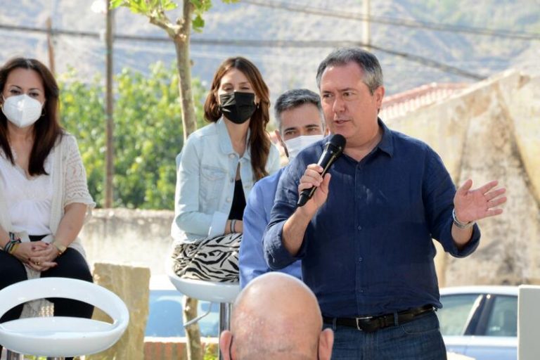 Espadas propone que el Presupuesto «aumente el fondo de financiación local»