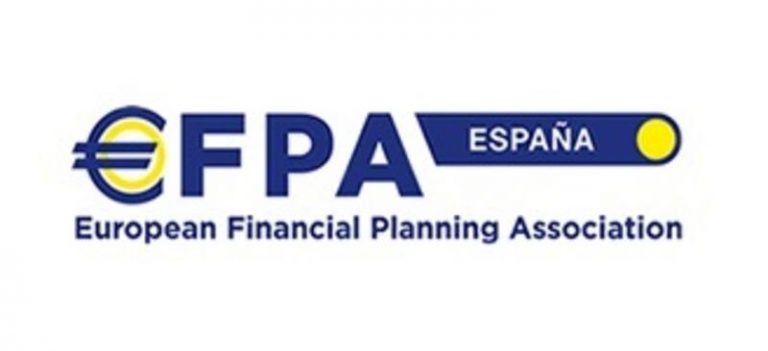 Los españoles sacan una nota de 4,5 sobre 10 en educación financiera