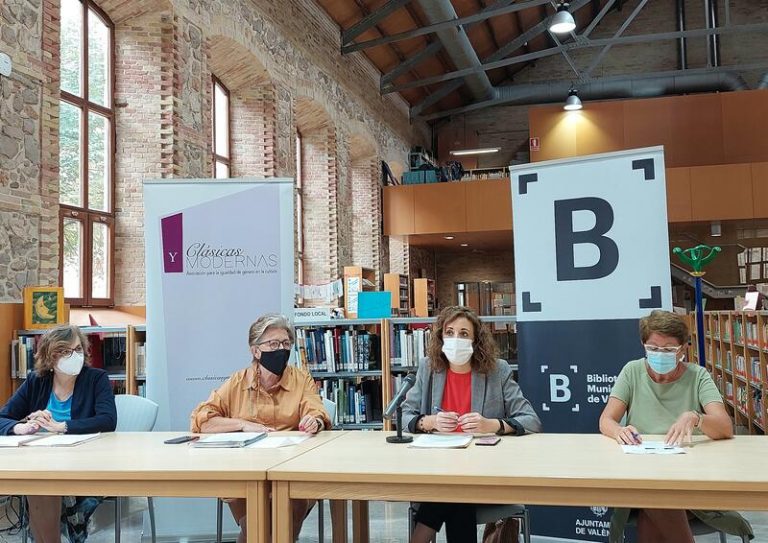 El congreso internacional ‘Pensar el feminismo’ pide más mujeres referentes en los libros de texto