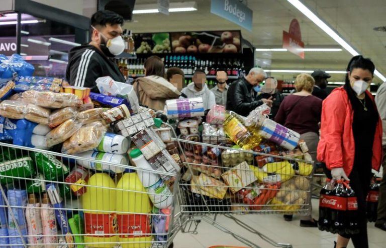 La confianza del consumidor se dispara 6,7 puntos, hasta su nivel más alto en dos años