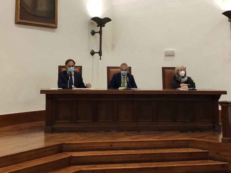 Salamanca, pendiente de la evolución de la pandemia antes de una decisión sobre la Nochevieja Universitaria