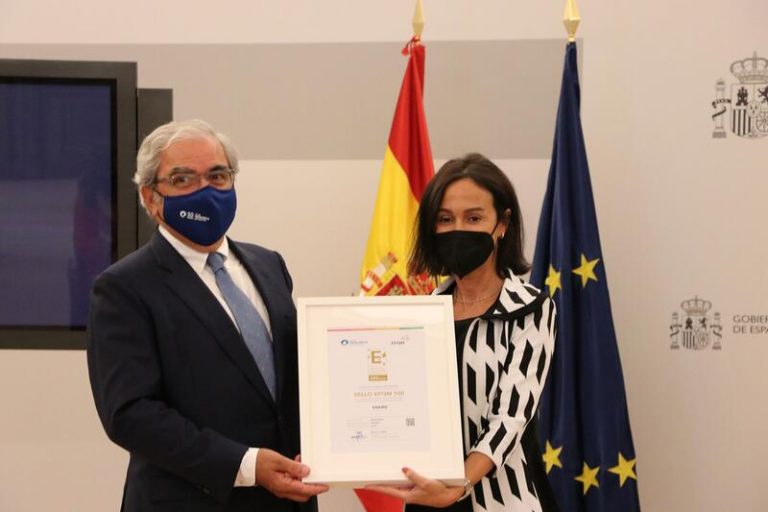 La presidenta de Enaire recibe el Sello EFQM 500 por la gestión «segura» de la navegación aérea