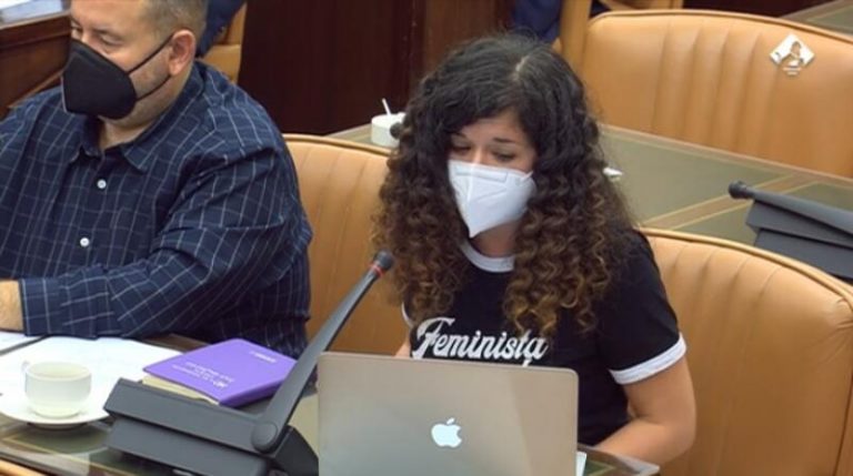 El Congreso pide al Gobierno la creación de la especialidad docente de Lengua Asturiana y Literatura
