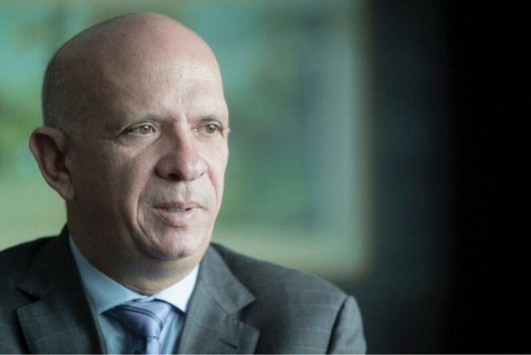 ‘El Pollo’ Carvajal entrega una nueva tanda de documentos a la AN