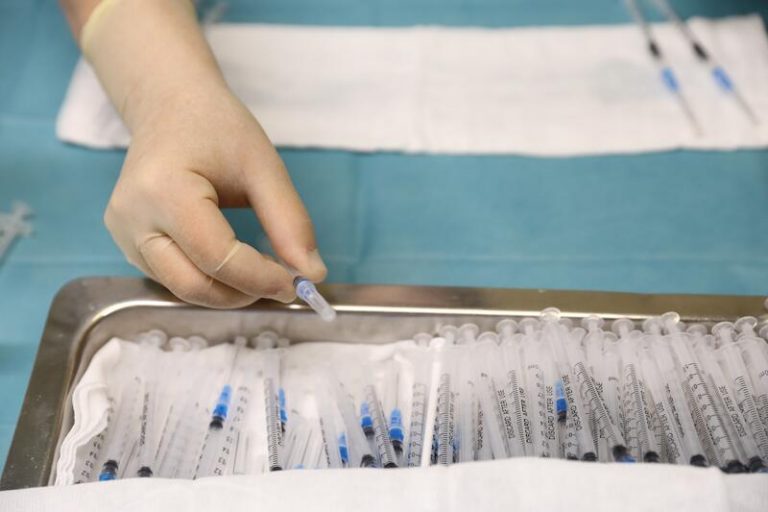La Comunidad de Madrid supera las 42.000 terceras dosis administradas