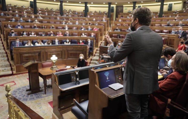 Sánchez y Casado debatirán sobre el escudo social en su primer ‘cara a cara’ en el Congreso