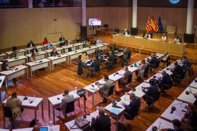 España destinó en 2020 más de 53 millones a sueldos públicos para los cargos de las Diputaciones