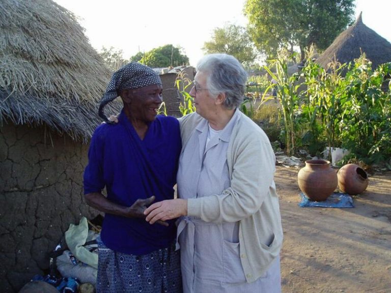 Una misionera busca ayuda para equipar contra la COVID un hospital de Mozambique