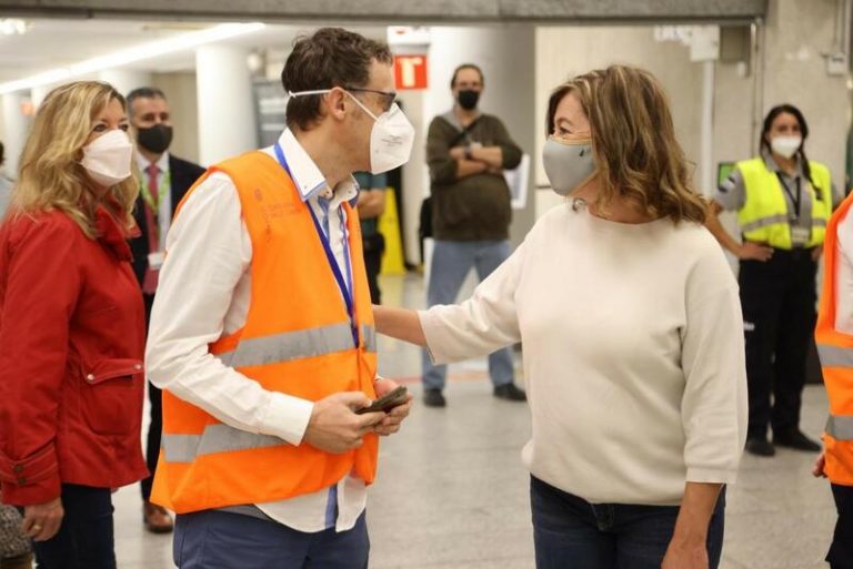 Armengol agradece la labor «impecable» de protección a los que posibilitan controles en puertos y aeropuertos