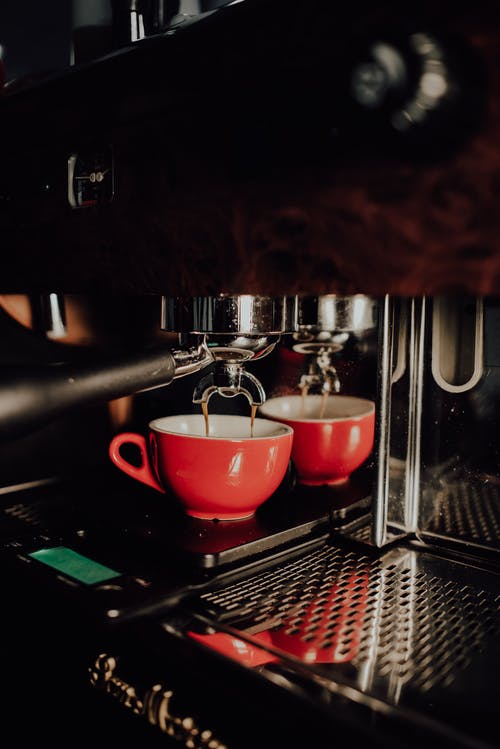 ¿Cómo Es El Funcionamiento Para Colocar Las Cápsulas De Café?