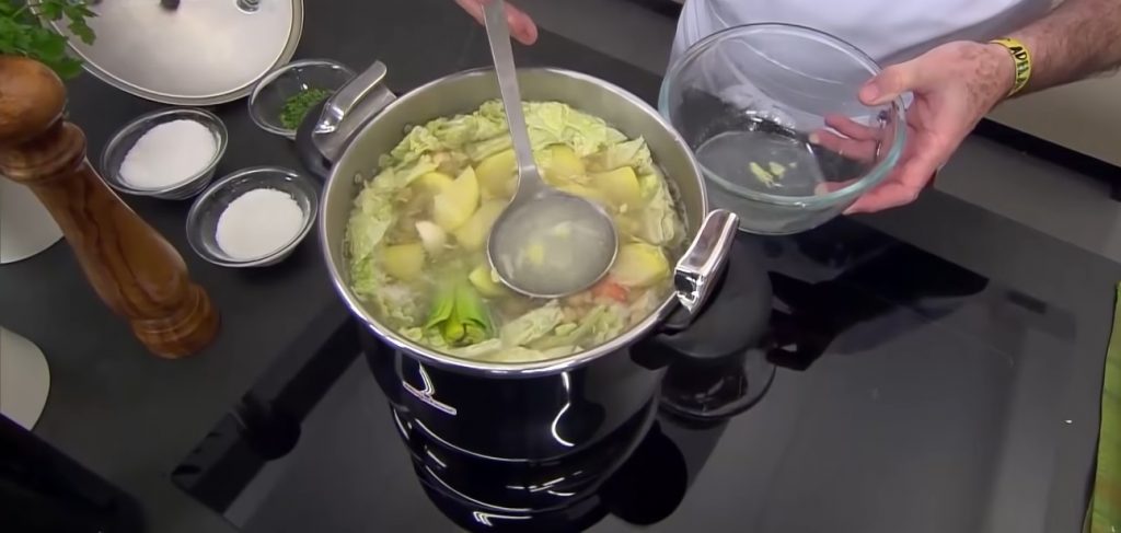 La Base De Arguiñano Para Hacer Una Sopa De Cocido De Escándalo