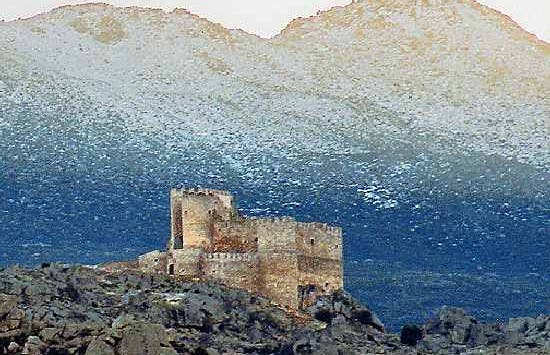 Castillo De Aunqueospese