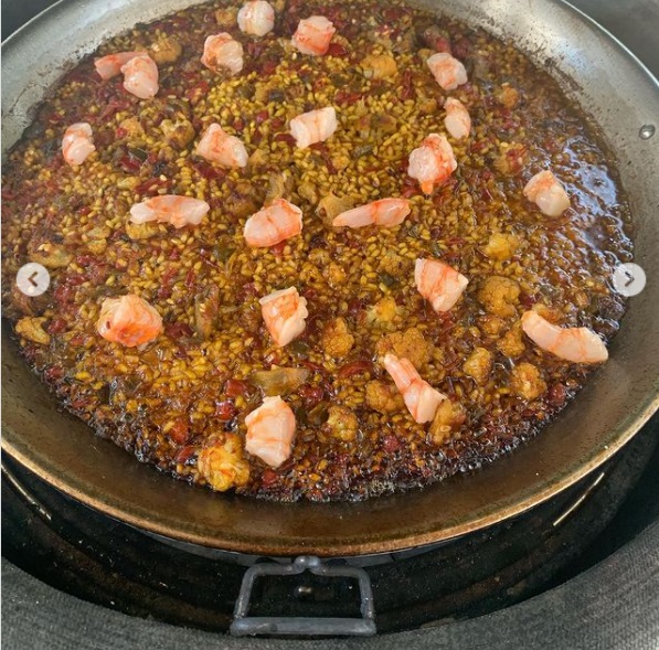 Cómo Hacer En Casa La Aclamada Paella De Marisco De Chicote