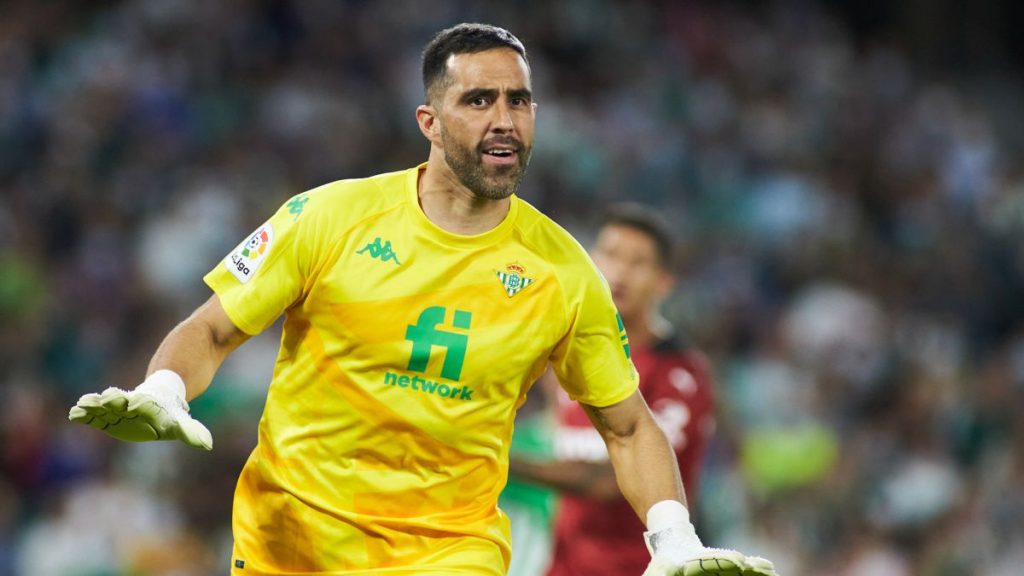 ¡Claudio Bravo Se Ofrece Al Fc Barcelona! 1 Claudio Bravo