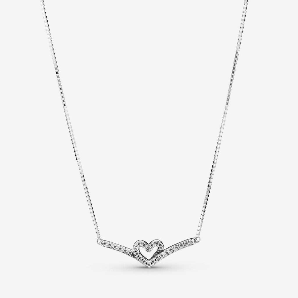 La Cadena De Plata De Pandora Que Tiene Un Precio De Mercadillo