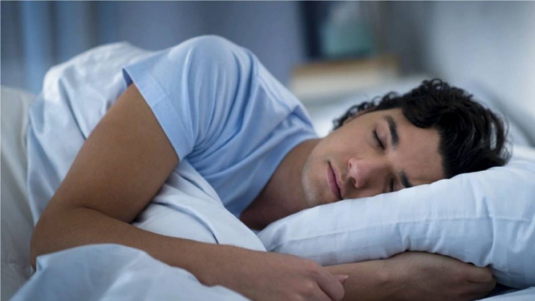El truco para dormir profundamente en menos de un minuto
