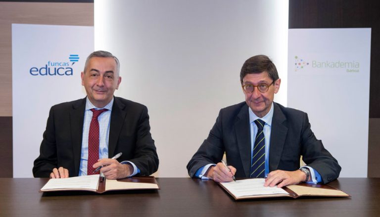 Funcas evidencia la «dificultad» para rebajar el número de trabajadores en ERTE