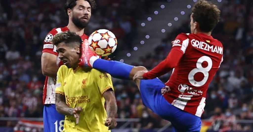 Griezmann Patada