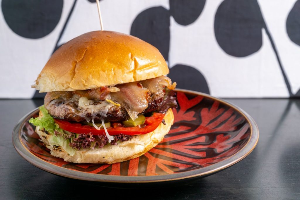 Las Hamburguesas Con Queso, De Los Alimentos Menos Nutritivos