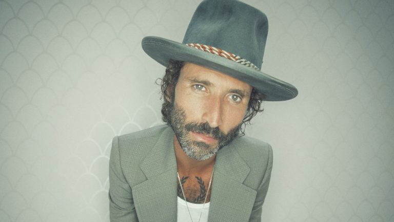 Leiva en ‘Iceberg’ con Fer Casillas