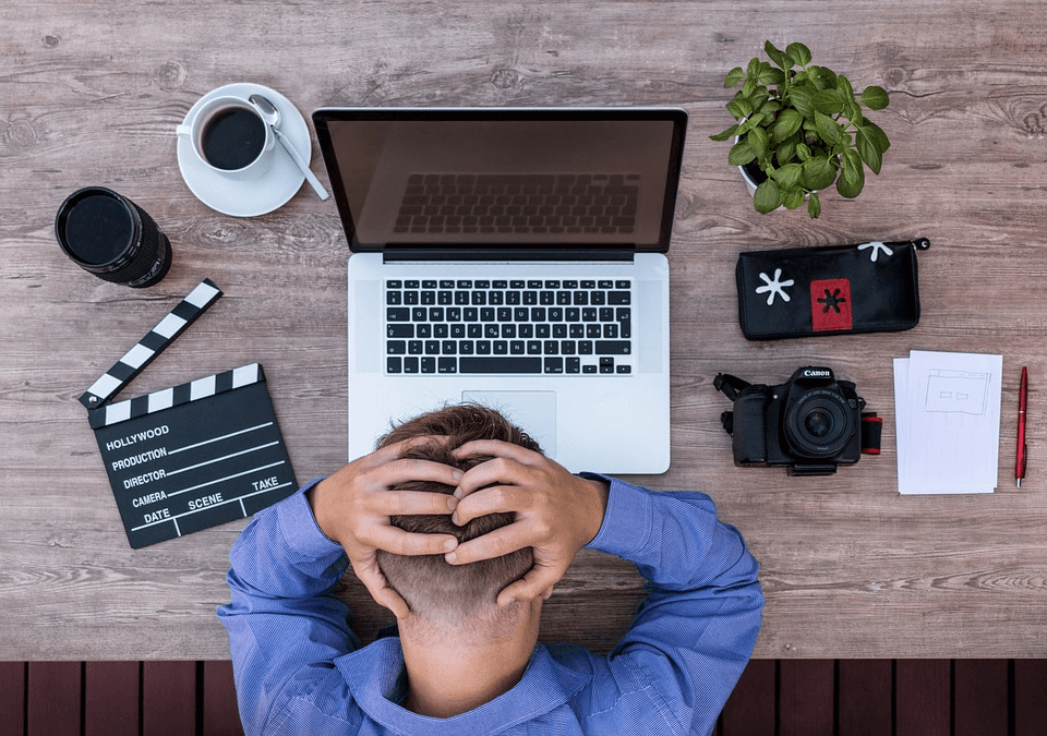 Qué te puede pasar si eres adicto al trabajo