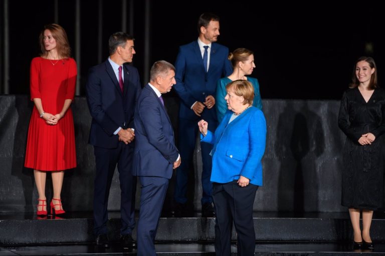 Sánchez saluda al líder de Kosovo y le pide avanzar en el diálogo con Belgrado