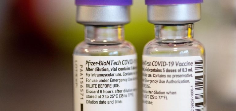 Sanidad dispondrá de 3,8 millones de dosis de Pfizer/BioNTech