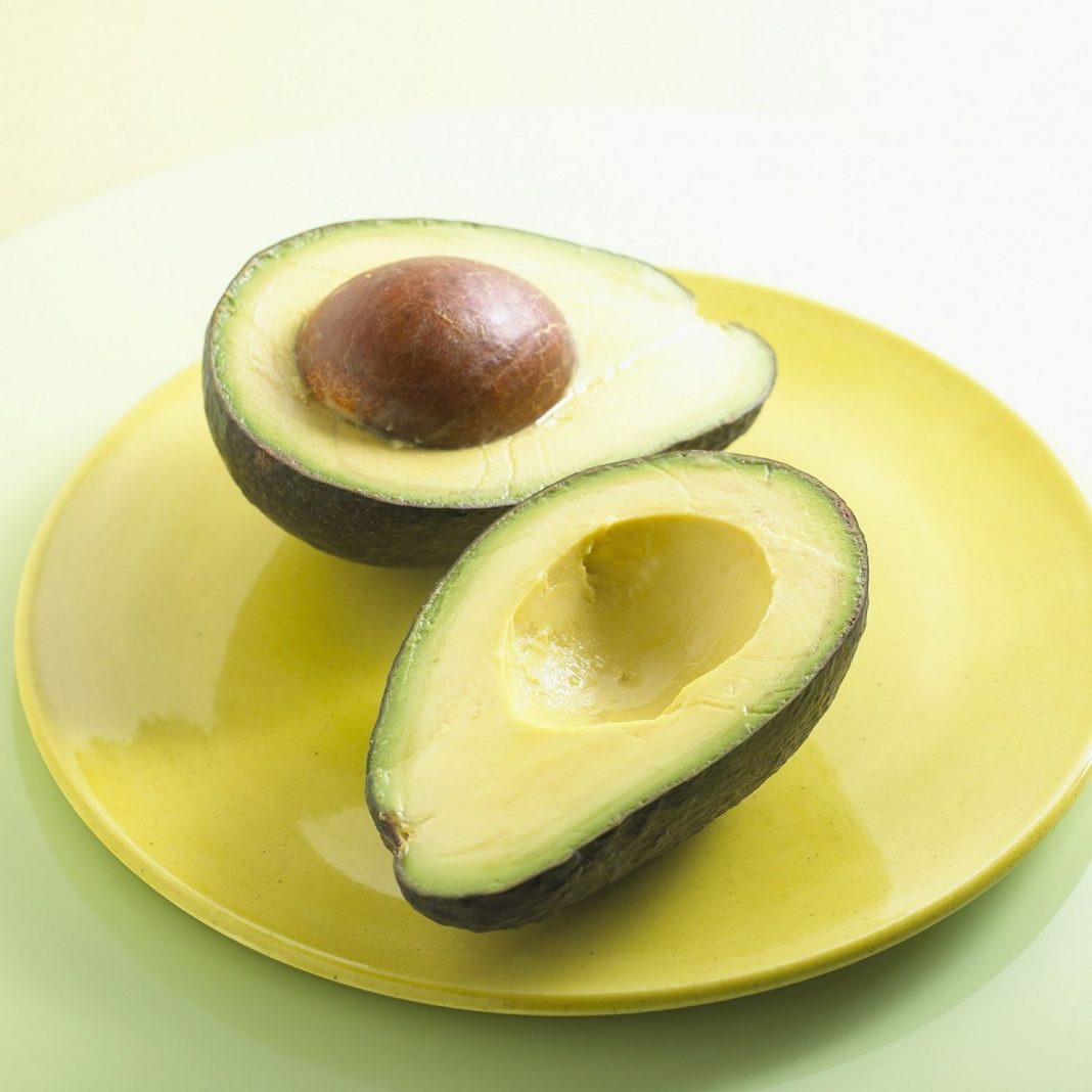 Aguacates rellenos: una receta fácil con sabor gourmet