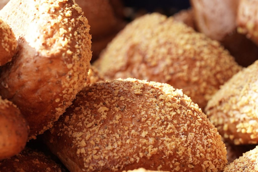 Bollos De Leche: Cómo Hacer El Pan Más Dulce Para Una Merienda