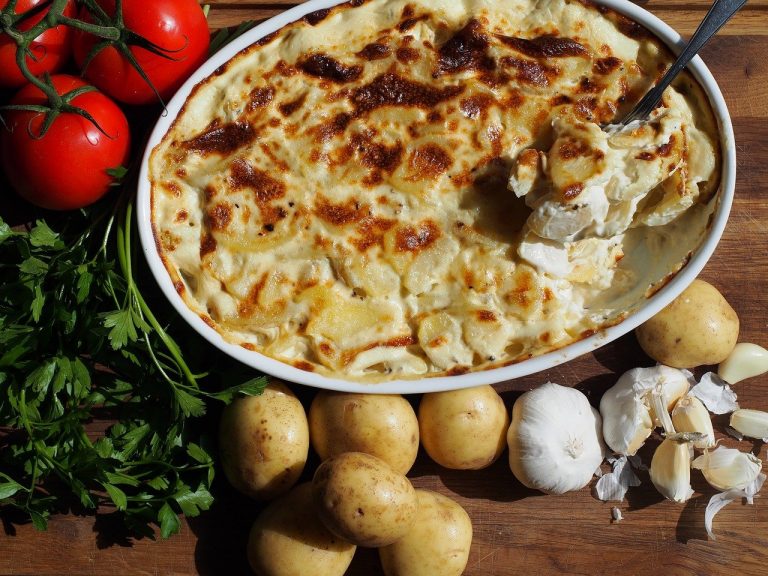 Patatas a la crema: la receta de Samantha Vallejo-Nágera que bordarás en casa