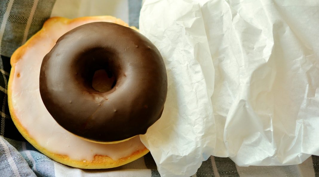 Cómo hacer unos donettes de chocolate saludables en casa